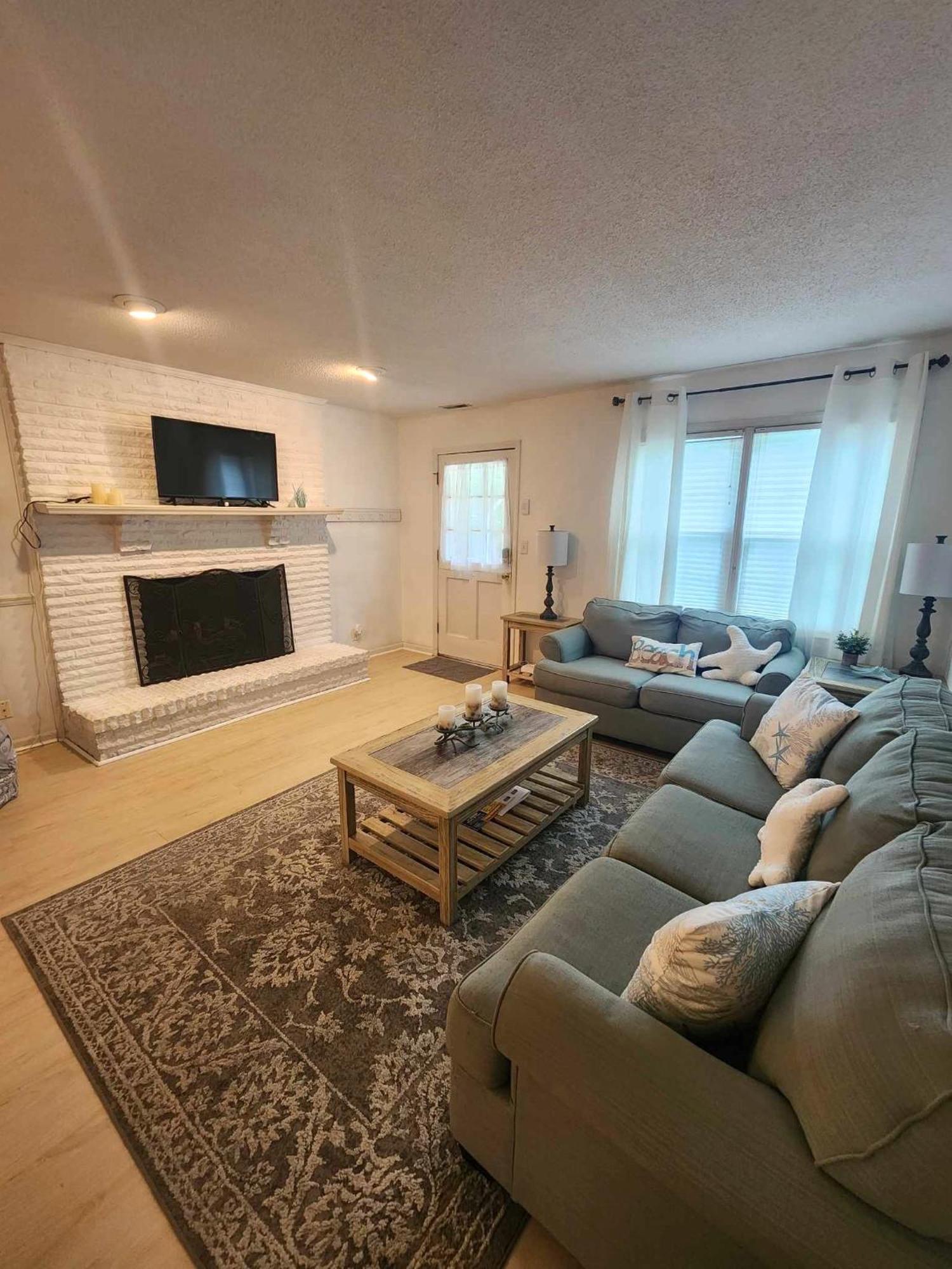 Cottage By The Beach Best Suited For Large Groups Уилмингтън Екстериор снимка
